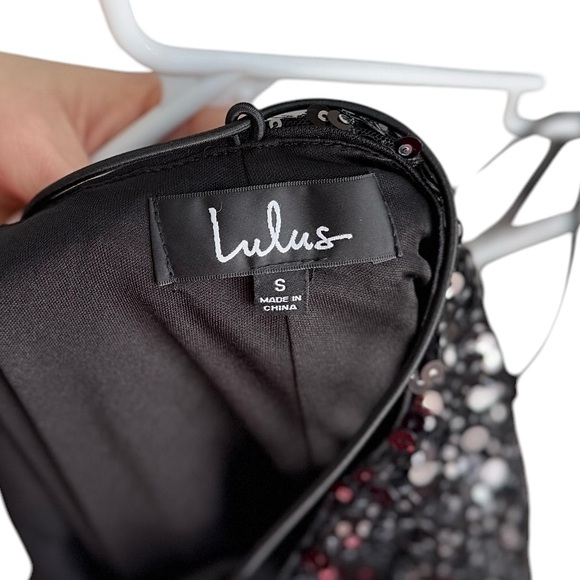 Lulus Sleeveless Open Back Black Sequin Mini Dress Size Small NWT - Picture 7 of 12